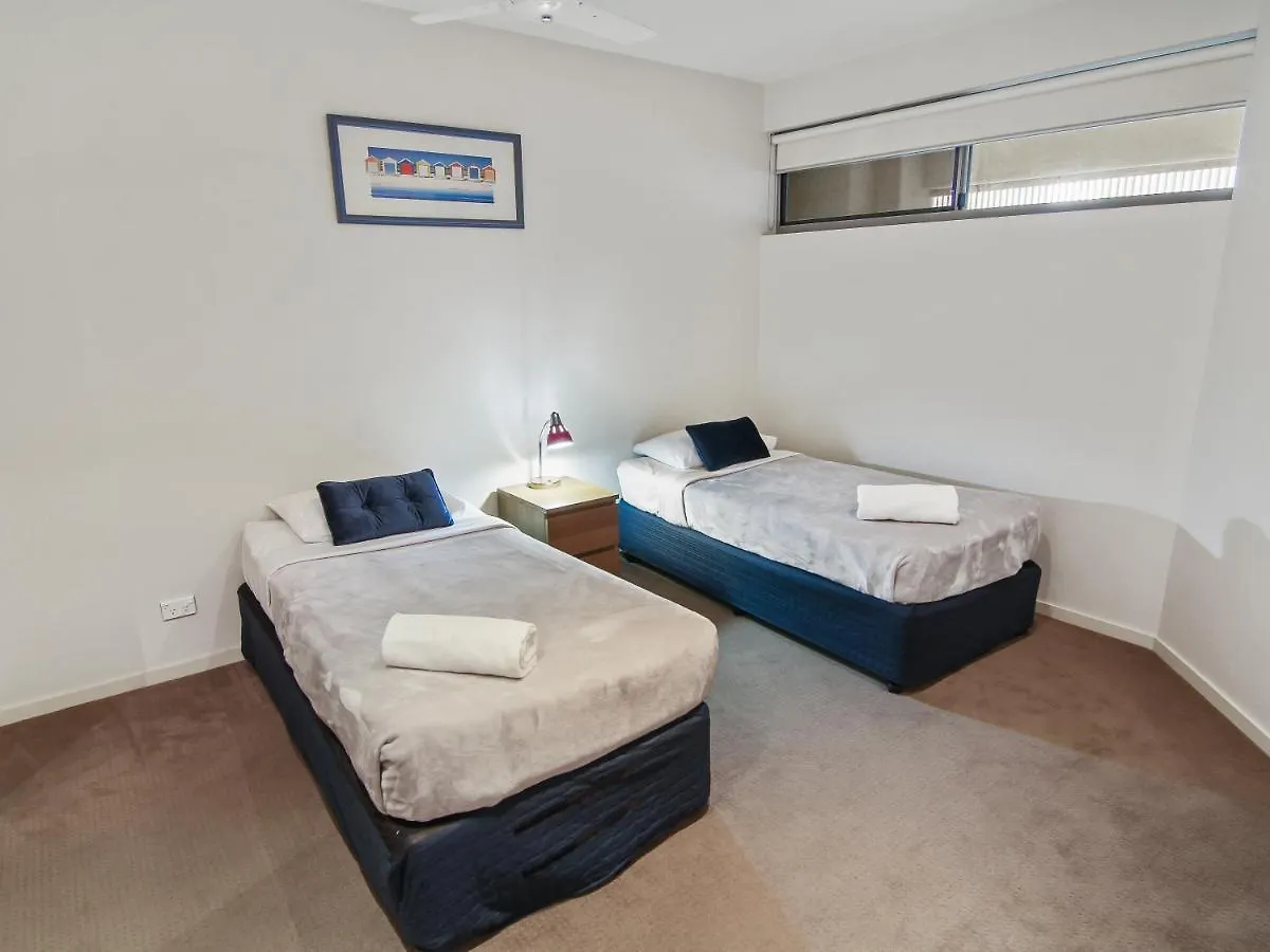 **** Апарт-отель Space Holiday Apartments Маручидор Австралия